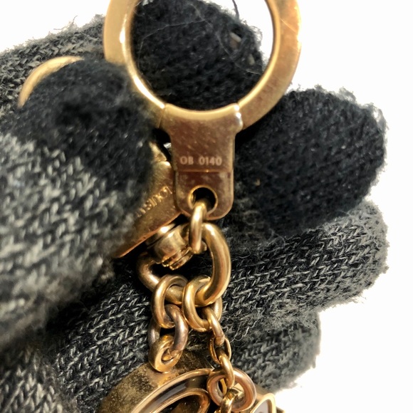 Charm/ Keychain Holder - Picture 4 of 11